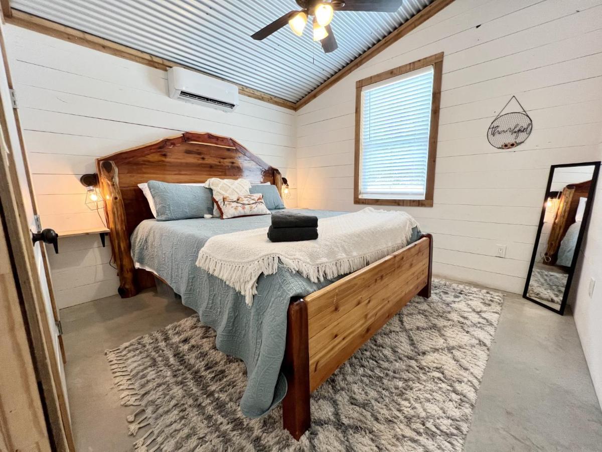 Hummingbird Haus - Hill Country Views On 20 Acres With Firepit Villa Spring Branch Exterior photo